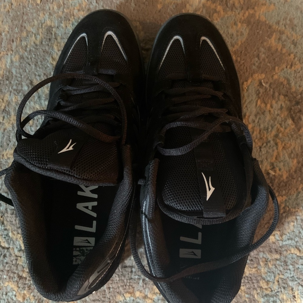 Size 11 mike Carroll lakai skate shoes